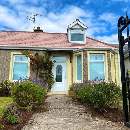 Rose Cottage: Delightful 4 Bedroom Detached Home Portrush Exterior photo